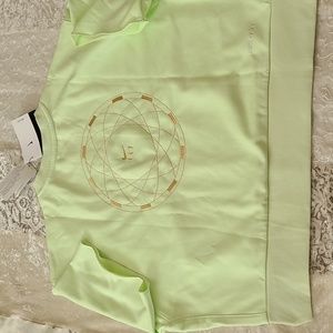 Nike Standard Issue Crop Tee - Medium